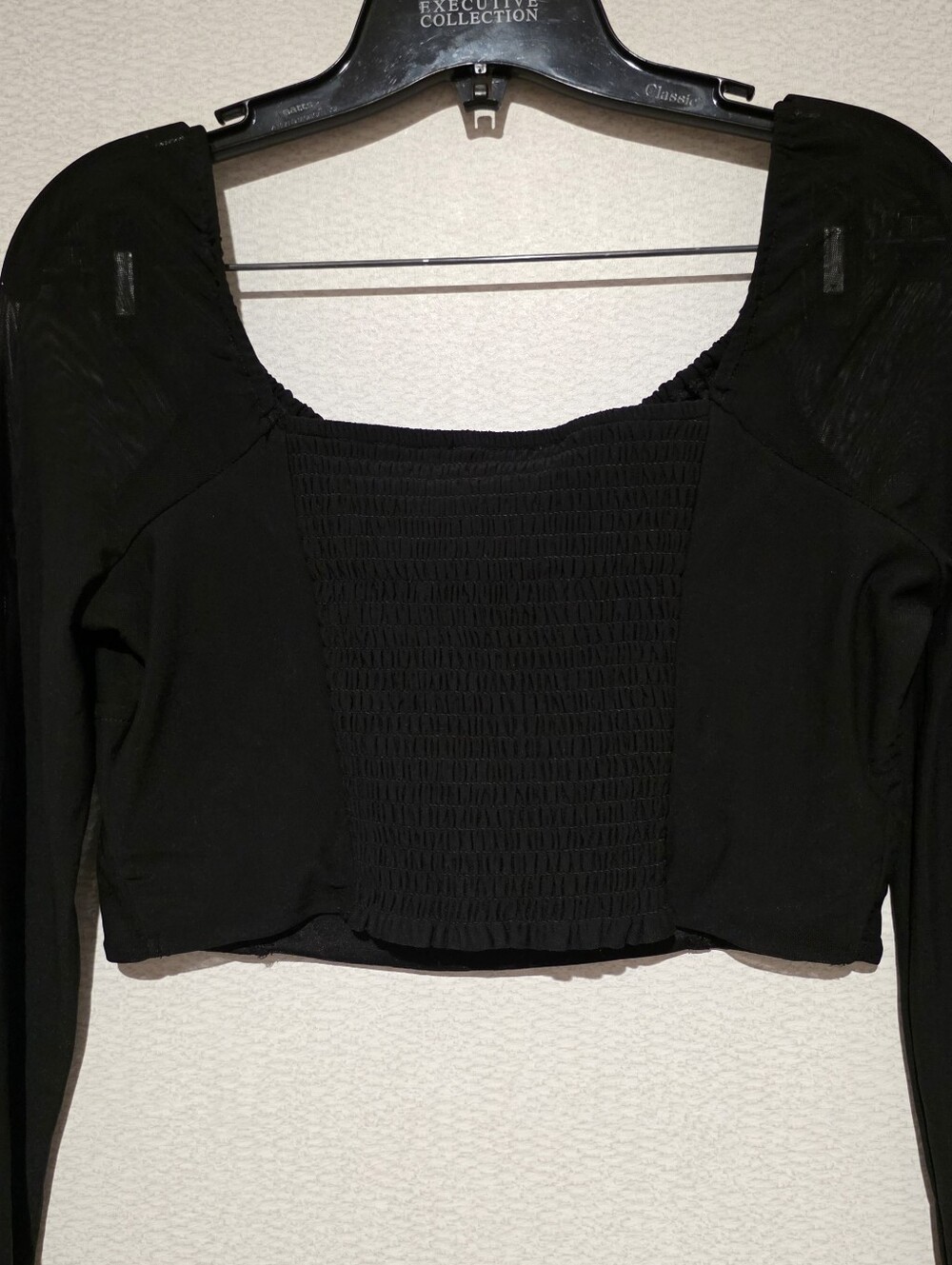 American Eagle Black Mesh Long Sleeve Crop Top Medium New - Picture 9 of 12